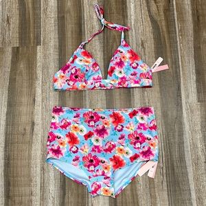 Never worn Victoria’s Secret bikini